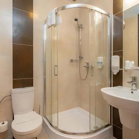Badura Hotel 3*